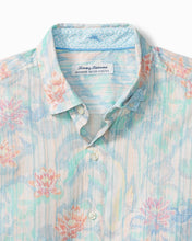 Load image into Gallery viewer, Tommy Bahama Barbados Breeze Why So Koi - Stretch Linen Shirt