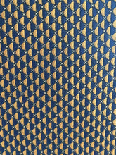 Load image into Gallery viewer, Zianetti XLong Gold Neat Tie
