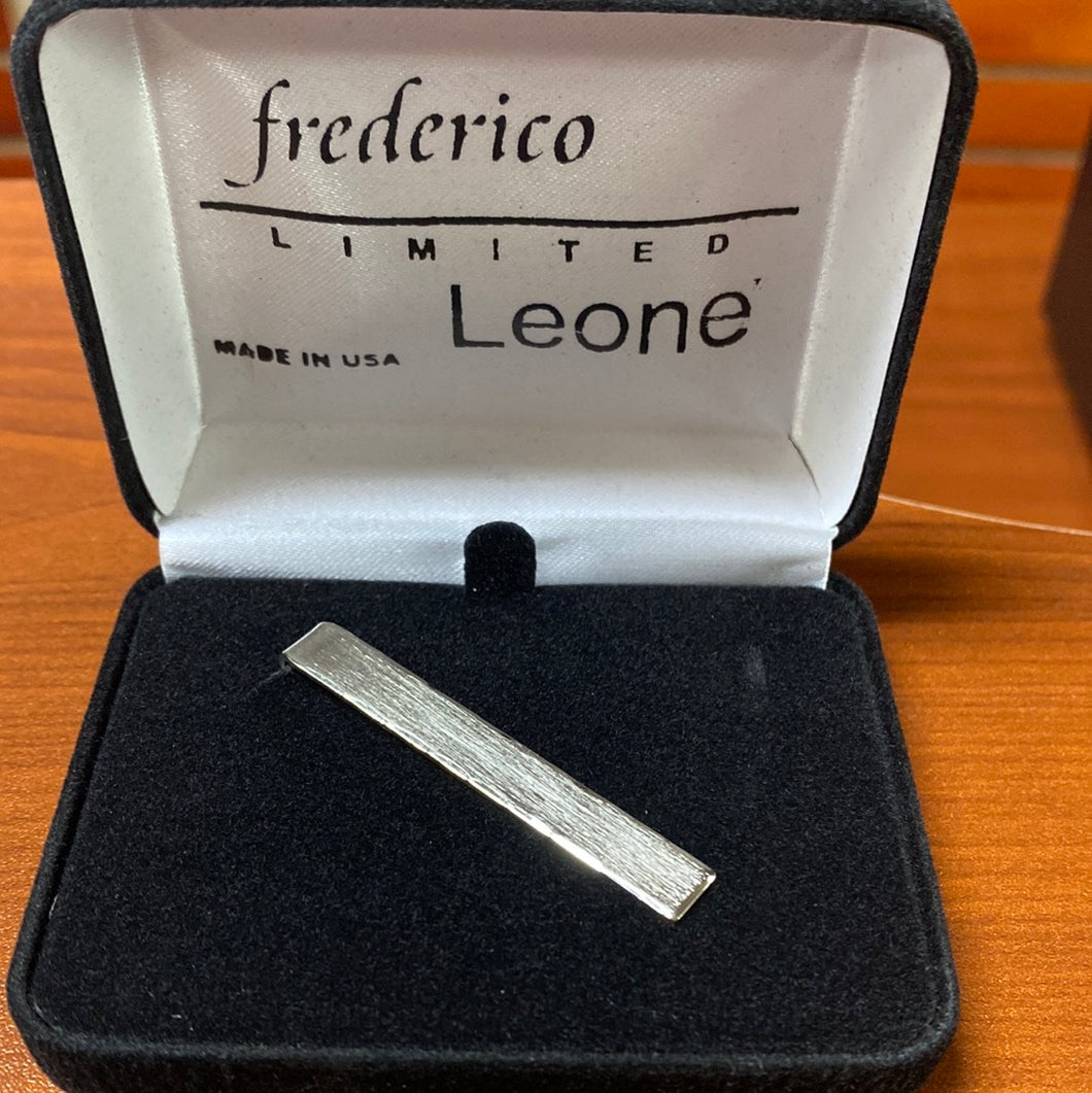 Frederico Leone Tie Bar